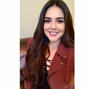 Meet your Posher, Amberly